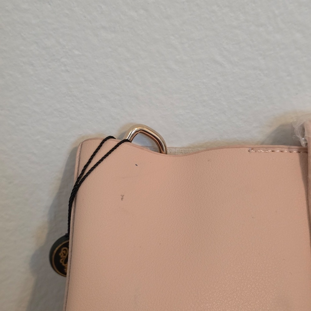 Lionel Michelle Vegan Leather Tote Bag - Cream - Picture 9 of 13